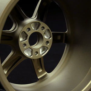 RAYS VOLK RACING TE37SAGA SPLUS 1:4 SCALE MINIATURE 7499000000037