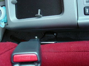 KAWAI WORKS T120L LEFT SIDE SEAT RAIL FOR KAWAI WORKS DATSUN FOR TOYOTA ALPHARD.VELLFIRE NH10 SERIES 02.51~ KAWAI-WORKS-01934 - Black Hawk Japan