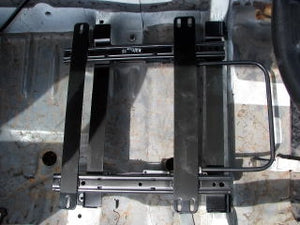 KAWAI WORKS N075R RIGHT SIDE SEAT RAIL FOR SPARCO R100 R100 R333 FOR NISSAN SUNNY B310 77.11~ 81.9 KAWAI-WORKS-16548