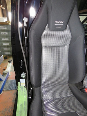 KAWAI WORKS H097R RIGHT SIDE SEAT RAIL FOR HONDA ACTY TRUCK HA8.9 09.12~ KAWAI-WORKS-27169 - Black Hawk Japan