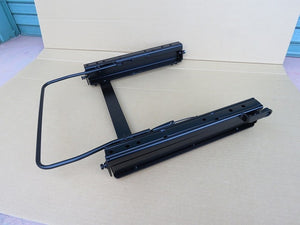 KAWAI WORKS H098R RIGHT SIDE SEAT RAIL FOR HONDA STEP WAGON RP 15.04~ KAWAI-WORKS-31992