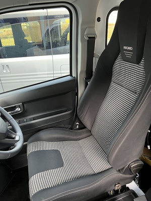 KAWAI WORKS D043R RIGHT SIDE SEAT RAIL FOR DAIHATSU ATTRAY . HIJET S700 SERIES 2021.12~ KAWAI-WORKS-56725