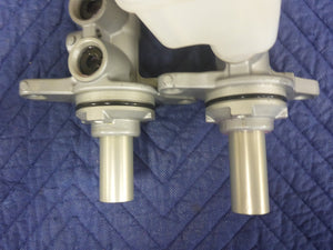 REVOLUTION LARGE CAPACITY BRAKE MASTER CYLINDER WITH STOCK TANK FOR TOYOTA GR YARIS GXPA16 GXPA-LMGT