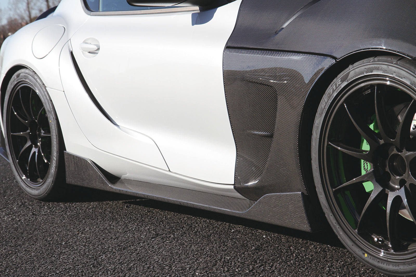 REVOLUTION SIDE STEP WET CARBON FOR TOYOTA SUPRA A90 A90-SS-CFRP