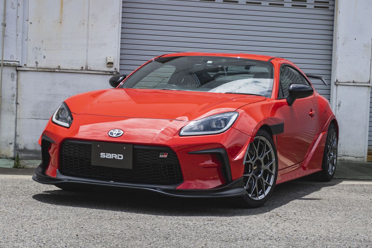 SARD GT1 FRONT HALF SPOILER FRP UNPAINTED FOR TOYOTA GR86 ZN8