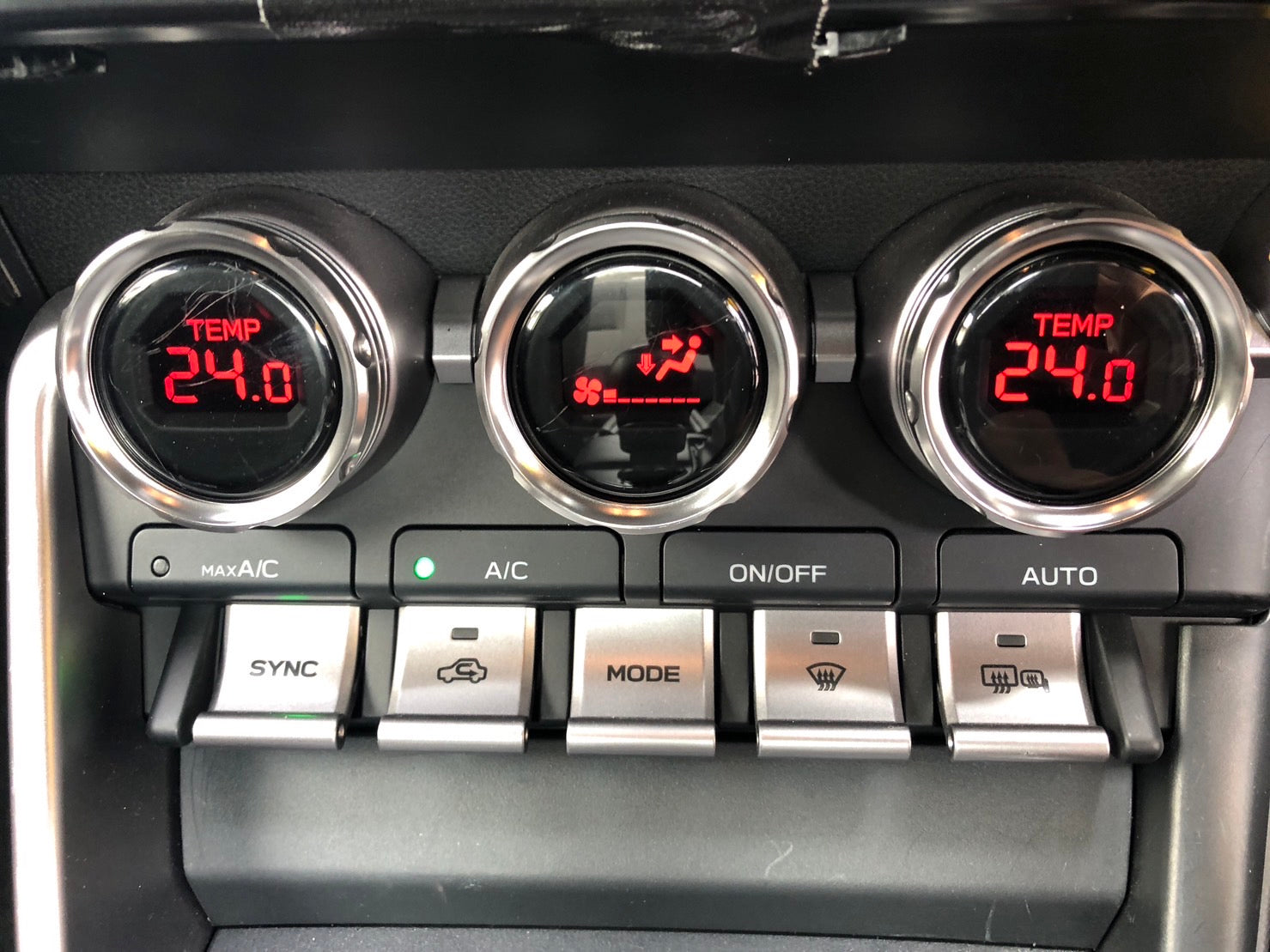REVOLUTION COLORED AIR CONDITIONER DIAL VER2 Red FOR TOYOTA GR86 ZN8 SUBAUR BRZ ZD8 RZN8-CAD2-R