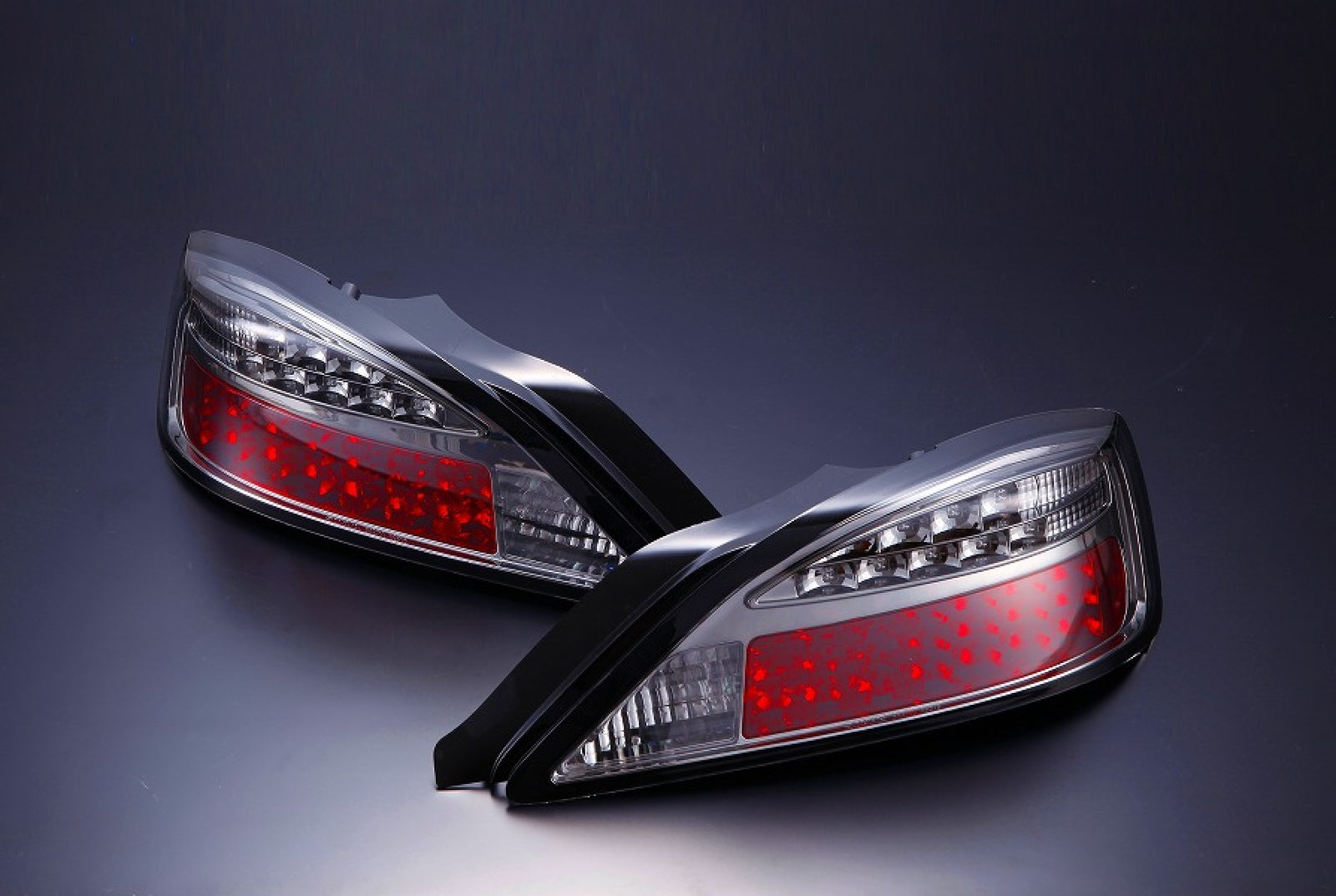 D-MAX LED TAIL LAMP LED WINKER SMOKE RH FOR NISSAN SILVIA S15 DML1S15002T2R