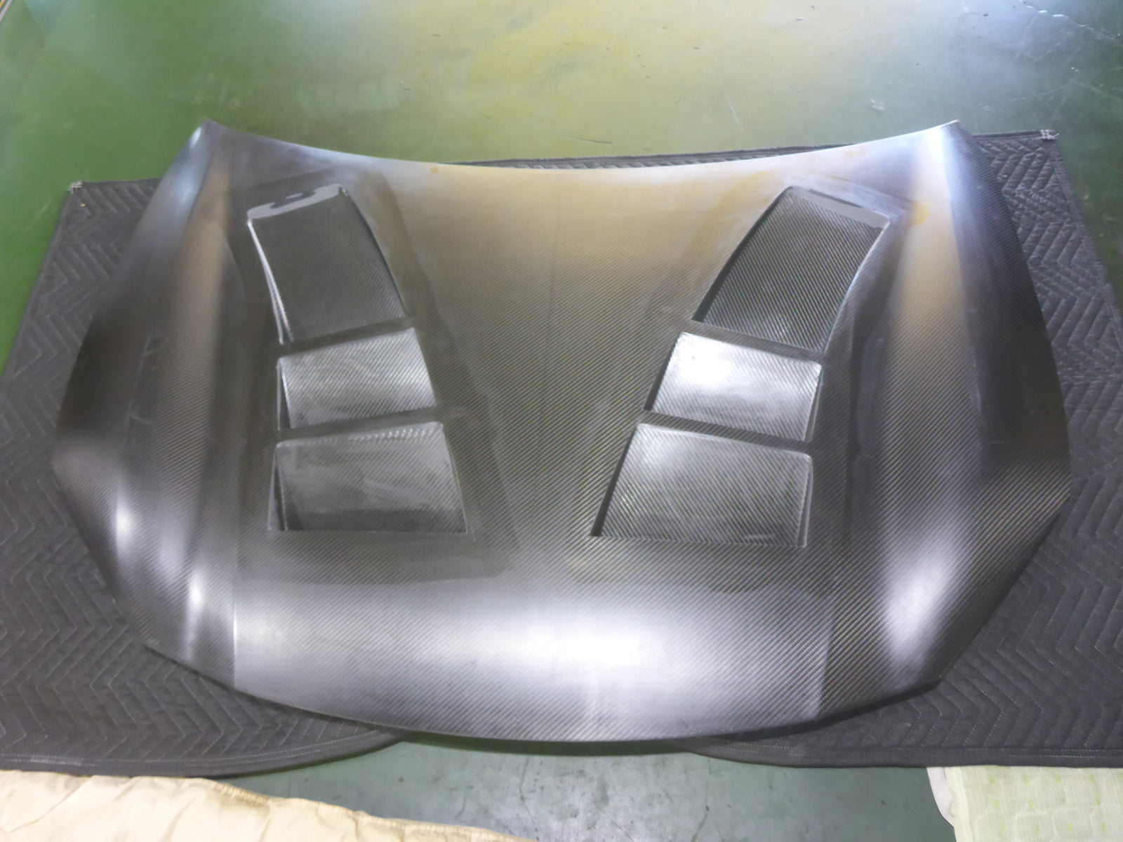 REVOLUTION GT DRY CARBON BONNET FOR TOYOTA GR86 ZN8 SUBAUR BRZ ZD8 RZN8-GTCB