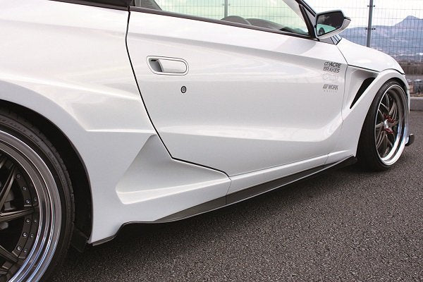 GARAGE VARY SIDE STEP TYPE-2 CARBON FOR HONDA S660 JW5 660-036