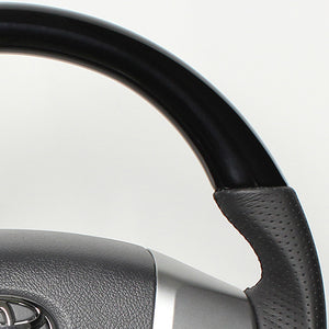 REAL ORIGINAL SERIES GUN GRIP SMALL DIAMETER ROUND SHAPE PIANO BLACK BLACK EURO STITCH STEERING WHEEL FOR TOYOTA REGIUS ACE 200 : 4 TYPE OR KOUKI  H214-PBW-BK