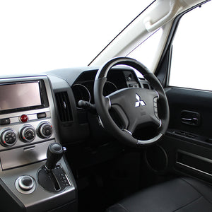 REAL ORIGINAL SERIES ROUND SHAPE BLACK CARBON BLACK STITCH STEERING WHEEL FOR MITSUBISHI PAJERO V8 W V9 W  D5-BKC-BK