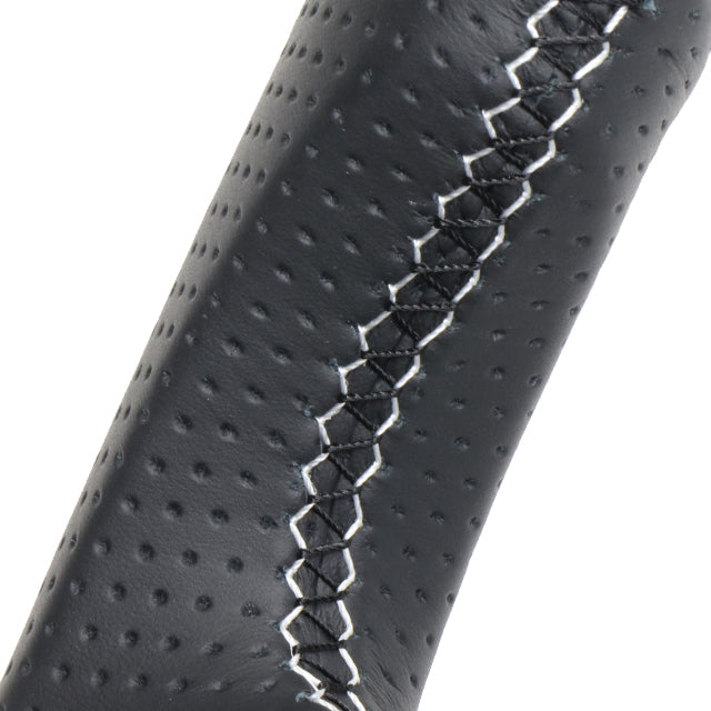 REAL LEXUS SERIES D SHAPE BLACK CARBON & WHITE LEATHER WHITE X BLACK EURO STITCH STEERING WHEEL FOR LEXUS RC F 10 : KOUKI  LXB-BKC-WH