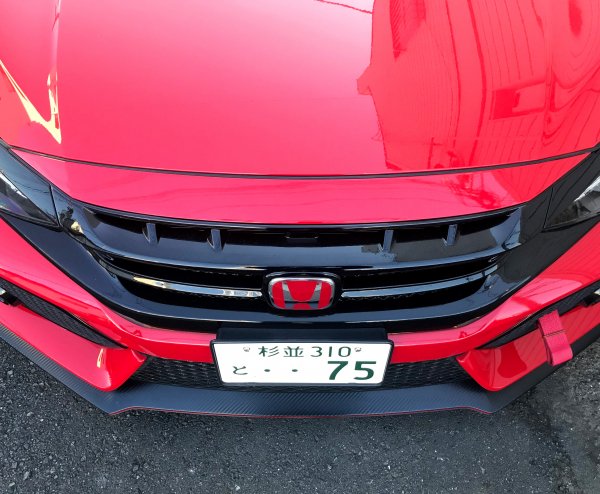 SEEKER FRP FRONT GRILL FRP GLOSSY BLACK PAINTED FOR HONDA CIVIC FK7 8  16010-FK8-F02