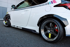 GARAGE VARY SIDE STEP TWILL CARBON FOR TOYOTA GR YARIS GXPA16 10 30-8004