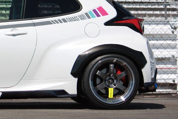 GARAGE VARY REAR FENDER FRP FOR TOYOTA GR YARIS GXPA16 10 30-8012