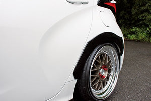 GARAGE VARY OVER FENDER URETHANE FOR TOYOTA YARIS 34-1005