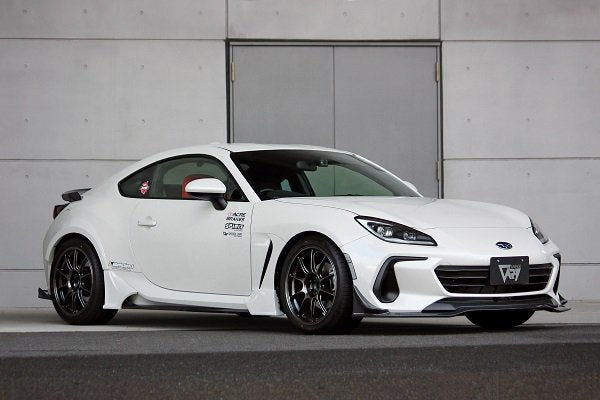 GARAGE VARY GLIDE LIP SPOILER (PLAIN WEAVE CARBON) FOR SUBARU BRZ