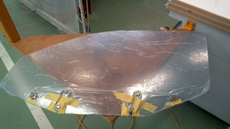 CAR MAKE T&E FOR 180SX DOUBLE-SIDED WEATHER-RESISTANT POLYCARBONATE DOOR GLASS ONE SIDE (4 MM THICK) LEFT SIDE (PASSENGER SEAT) FOR  CARMAKETE-02004