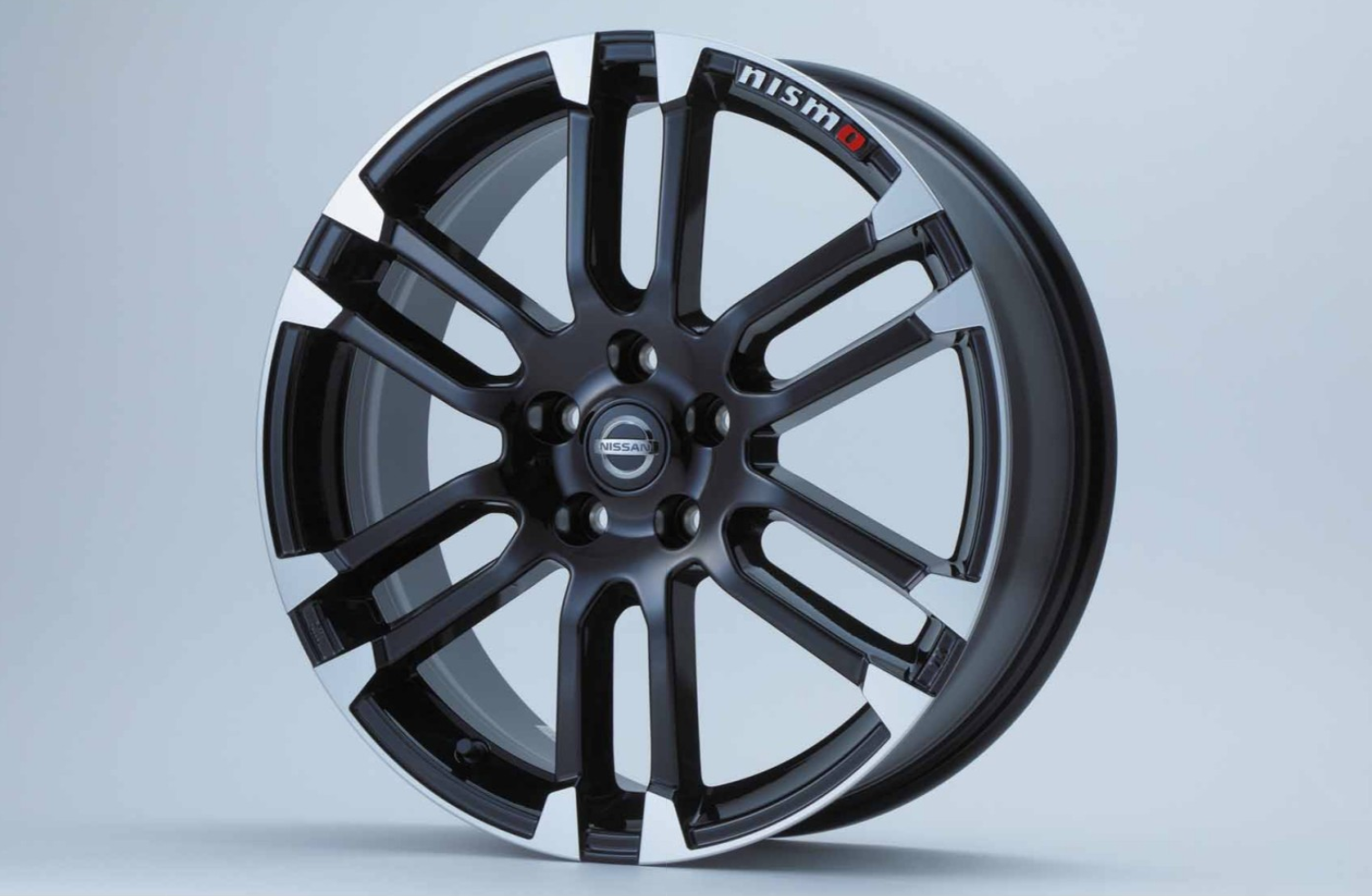 NISMO LMX6S Aluminum Wheel 19x7.0  For X-Trail T32  40300-RN2T1-DC