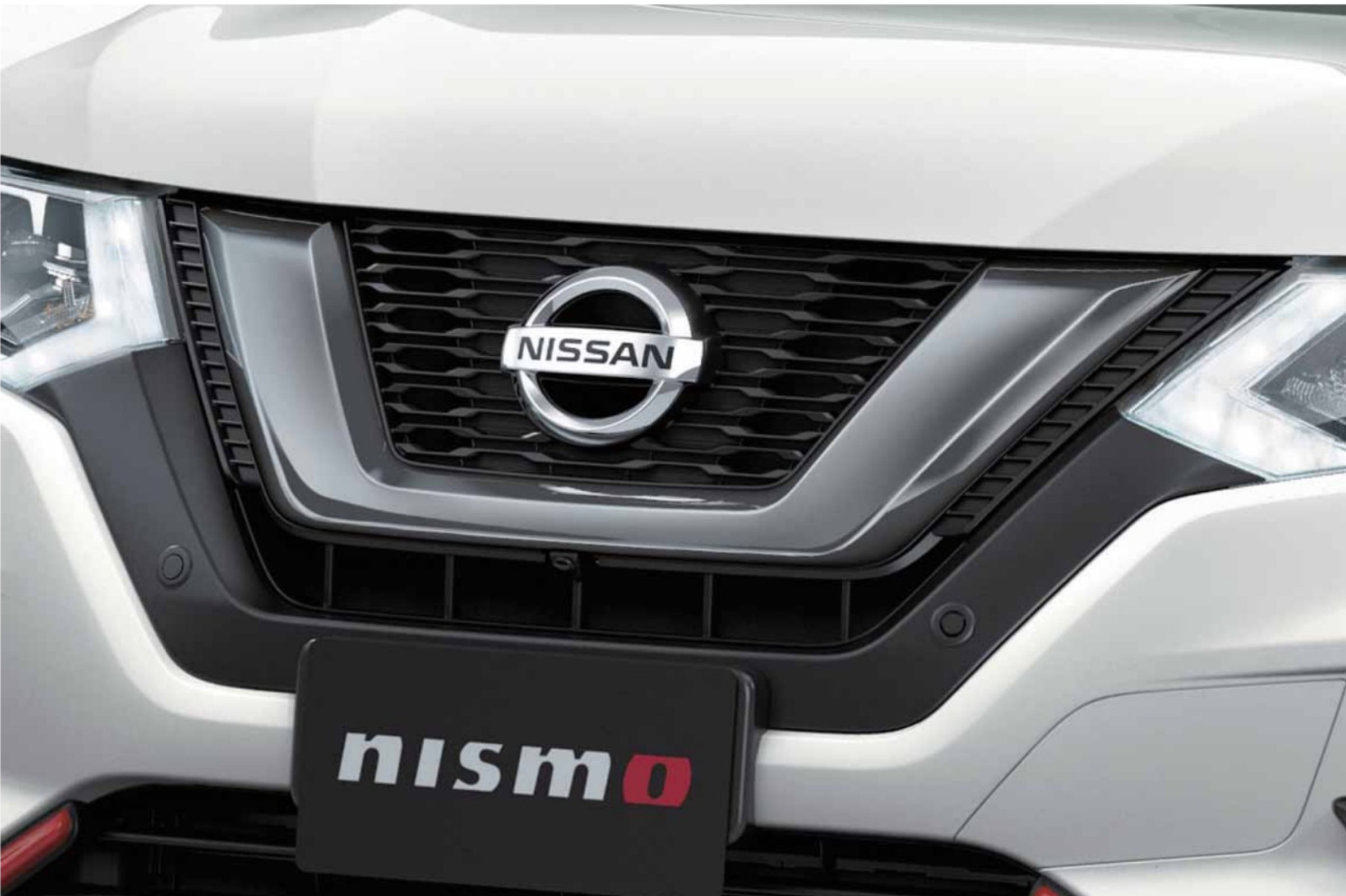 NISMO Dark Chrome Front Grille Center  For X-Trail T32 17/6-  6231A-RN2T5