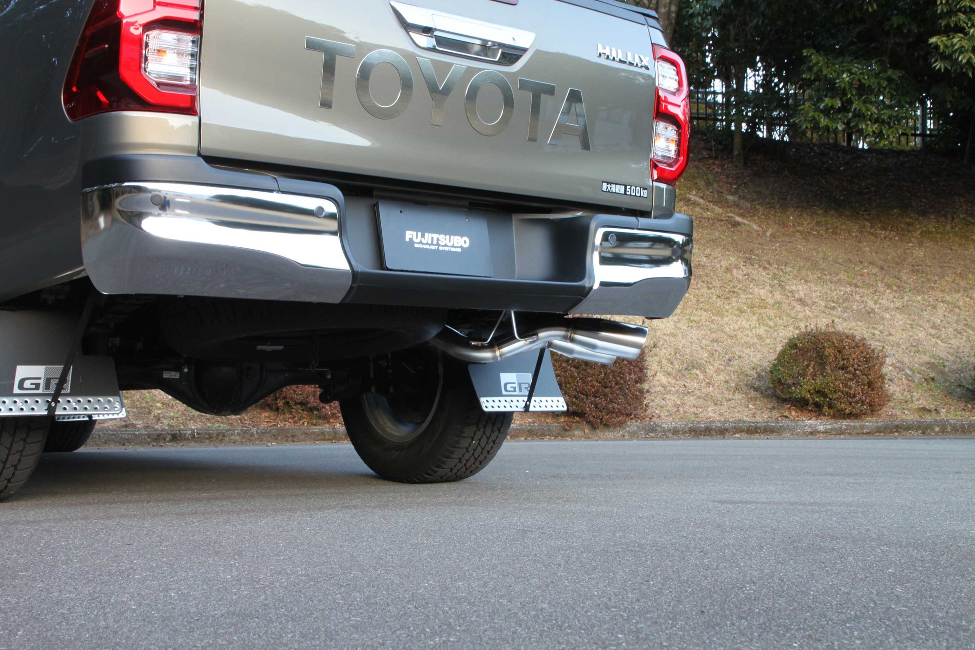 FUJITSUBO AUTHORIZE S For HILUX 2.4DT AFTER MINOR GUN125 370-20962