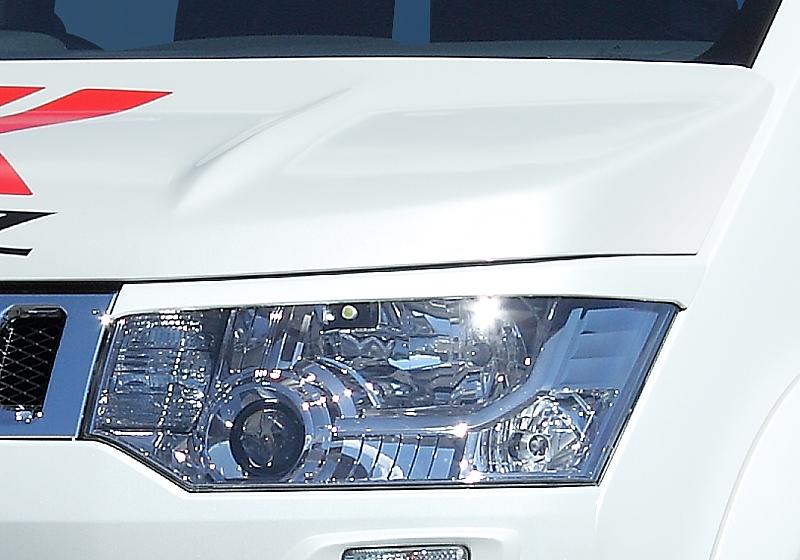 JAOS HEADLIGHT GARNISH FOR MITSUBISHI DELICA D:5 B070304