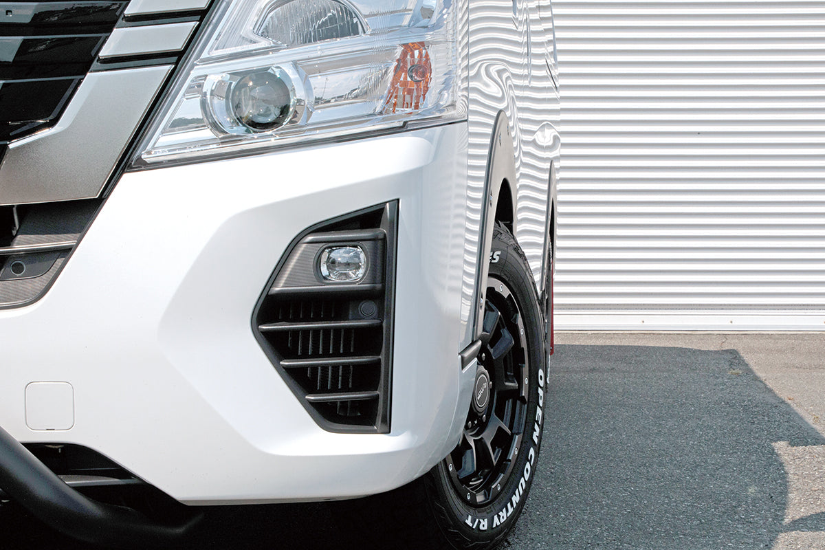 JAOS FENDER GARNISH TYPE-X MATT BLACK FOR NISSAN CARAVAN NV350 B135482MB