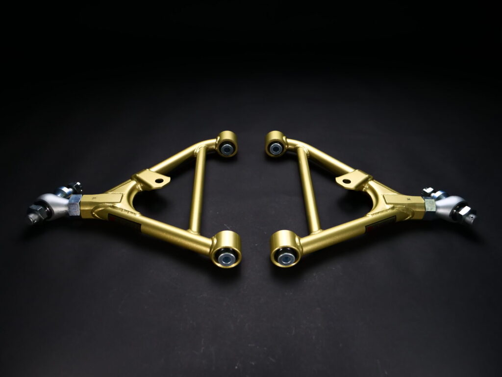 IKEYA FORMULA ADJUSTER REAR LOWER ARM FOR NISSAN CEFIRO 2WD A31 IFAO16001