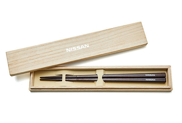 NISSAN TRADITIONAL PAINTED CHOPSTICKS  HOBBY GOODS   NOS1485