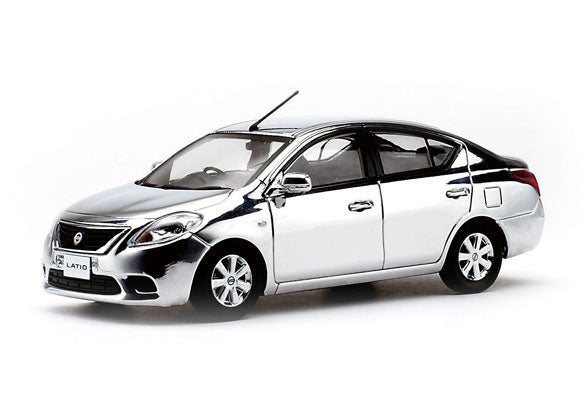 NISSAN LATIO N17 CHROME  HOBBY GOODS   KWAM002150