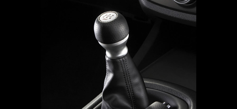 STI SHIFT KNOB (5MT LEATHER / ALLOY)  For FORESTER (SH) SG117FG015