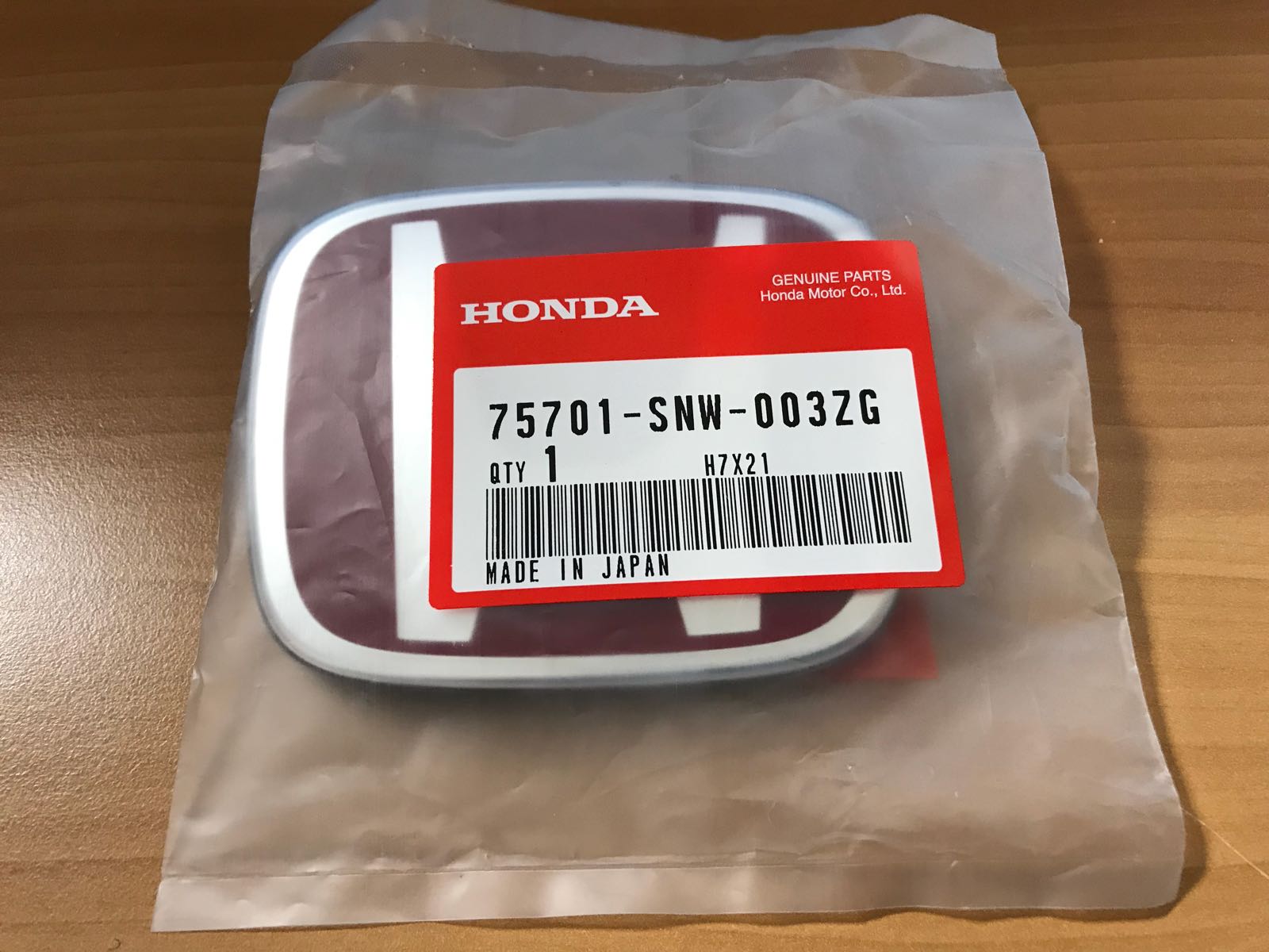 Genuine Honda Logo Emblem for Civic FD2 75701-SNW-003ZG