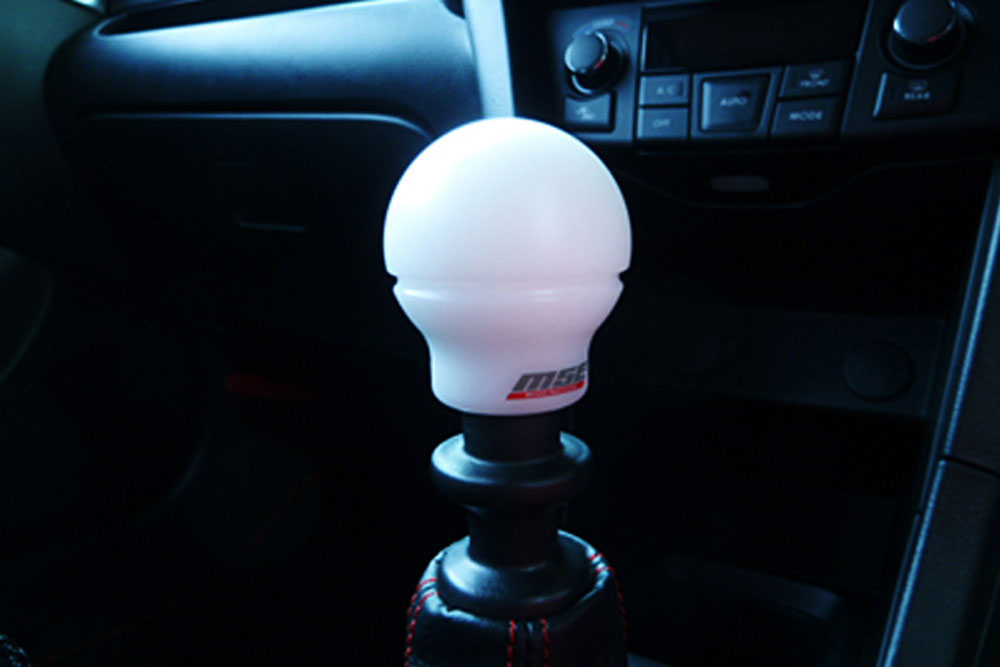 MONSTER SPORT MSE SHIFT KNOB WHITE FOR SUZUKI SWIFT SPORTS ZC32S 831126-4850M