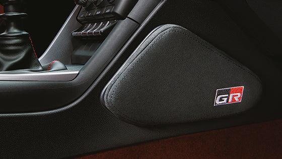 TRD GR KNEE PAD FOR TOYOTA 86 ZN8 MS354-18003