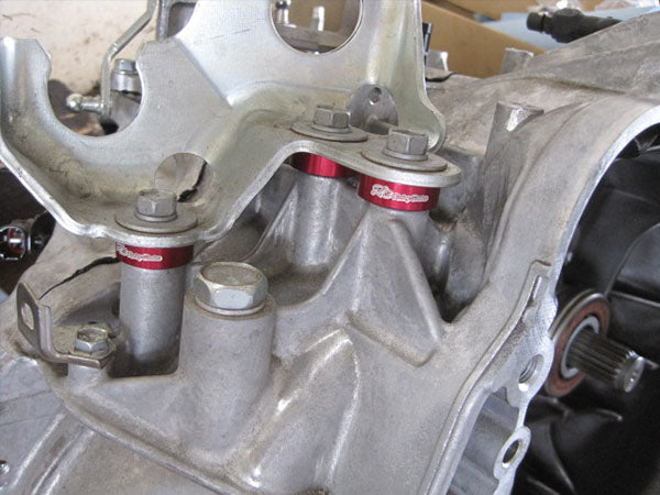 R'S RACING SERVICE MISSION SHIFT MOUNT COLLAR FOR SUZUKI SWIFT SPORTS ZC33S 6MT D33-104