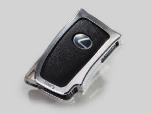 TOMS ALUMINUM KEY CASE FOR TOYOTA LEXUS LX URJ201  08235-TS001