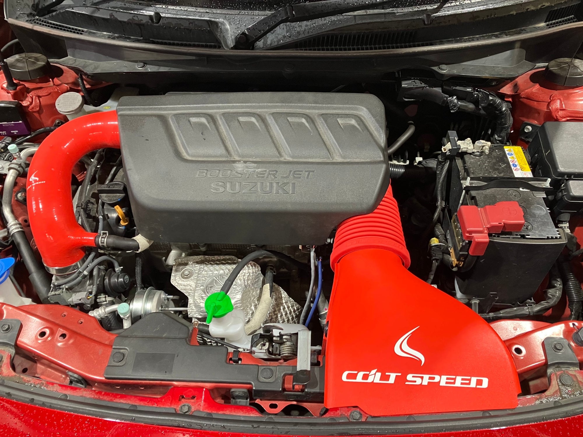 COLT SPEED HIGH FLOW INTAKE RED DUCT AND RED HOSE COLLAR FOR SUZUKI SWIFT SPORTS ZC33S CSD0104-094