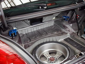 KAWAI WORKS REAR STRUT BAR TYPEOS FOR TOYOTA CRESTA CHASER MARK II JZX110 TY0940-RTO-00 - Black Hawk Japan