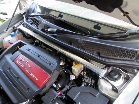 KAWAI WORKS FRONT STRUT BAR TYPEOS FOR ALFA GIULIETTA 940 IM0940-FTO-00