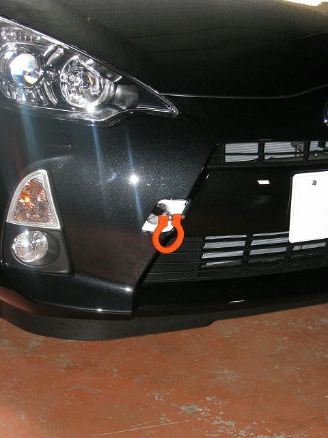 KAWAI WORKS FRONT TYPE FOLDABLE TOW HOOK FOR TOYOTA AQUA NHP10 TY1330-RFF-88